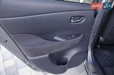 Хэтчбек Nissan Leaf 2017 в 