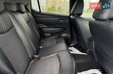 Хэтчбек Nissan Leaf 2019 в 