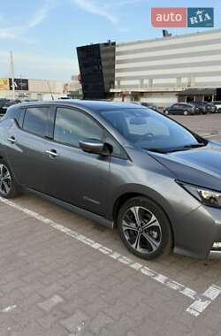 Хетчбек Nissan Leaf 2019 в Полтаві