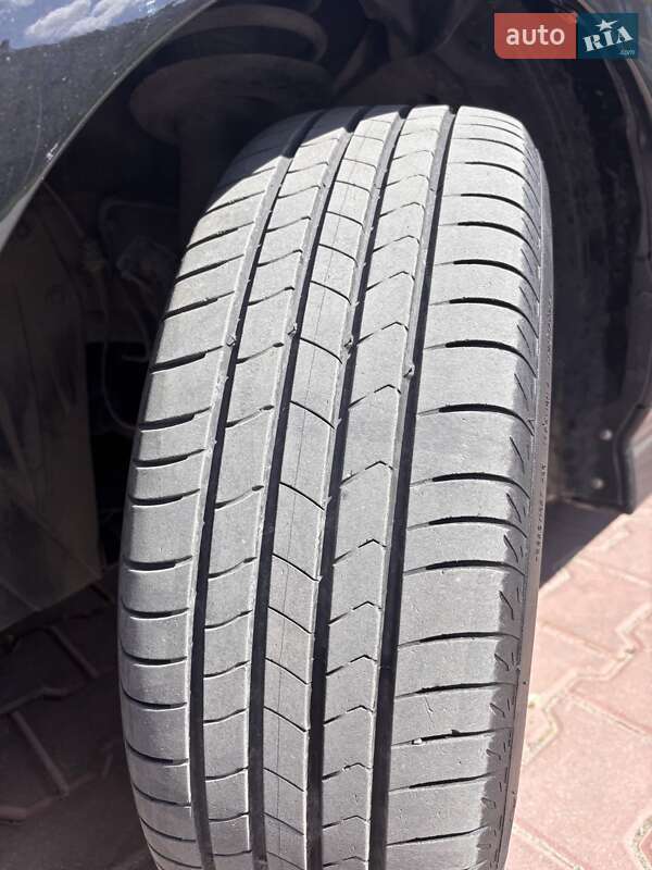 Хэтчбек Nissan Leaf 2021 в Тернополе