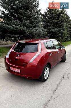Хетчбек Nissan Leaf 2012 в Запоріжжі