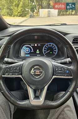 Хетчбек Nissan Leaf 2019 в 