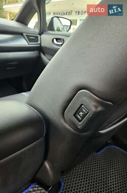 Хетчбек Nissan Leaf 2019 в 