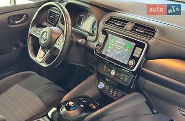 Хетчбек Nissan Leaf 2020 в 