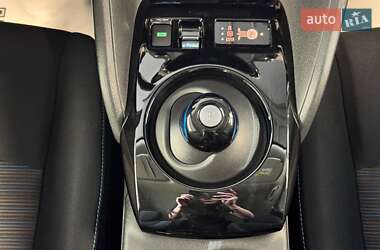 Хетчбек Nissan Leaf 2020 в 