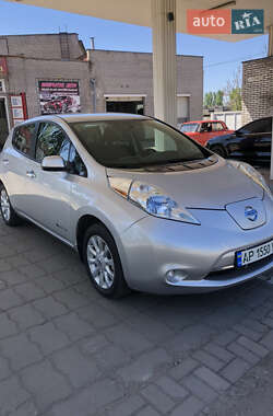 Хетчбек Nissan Leaf 2015 в Запоріжжі
