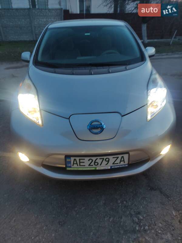 Nissan Leaf 2012