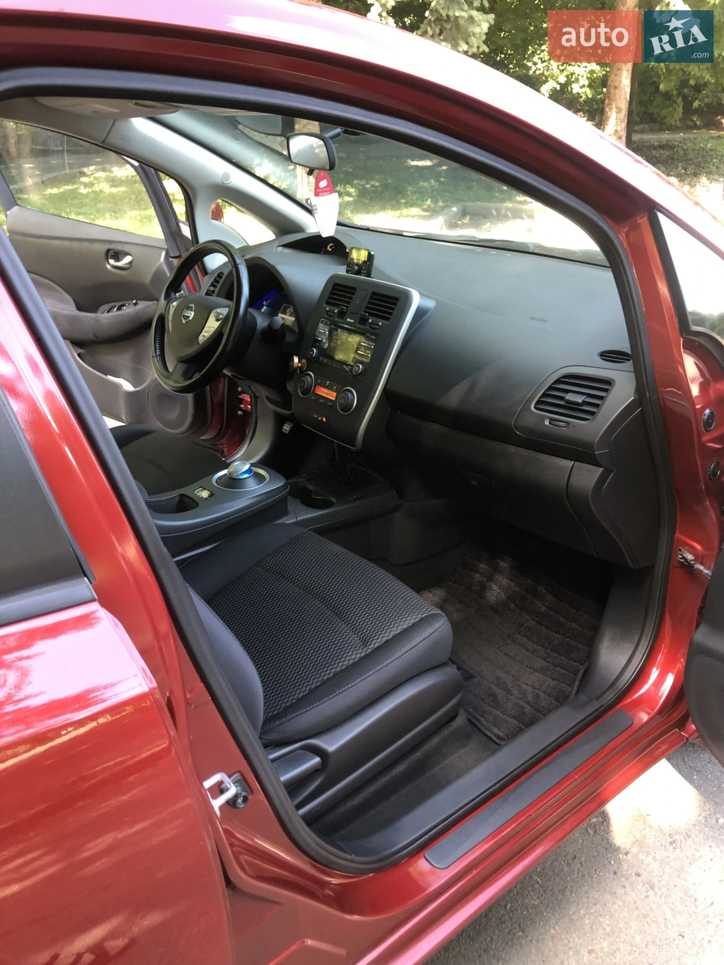 2014 Nissan Leaf - мініатюра 15