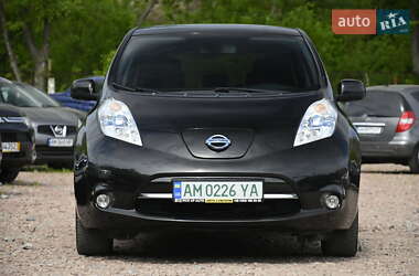 Хэтчбек Nissan Leaf 2016 в 