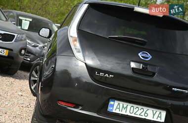 Хэтчбек Nissan Leaf 2016 в 