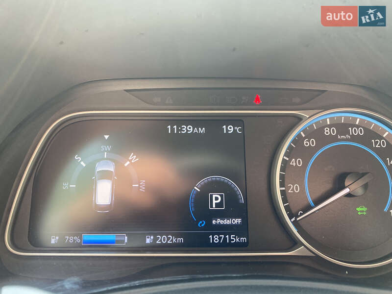 Хетчбек Nissan Leaf 2022 в Києві