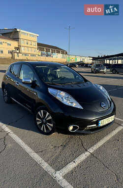 Хэтчбек Nissan Leaf 2013 в Виннице