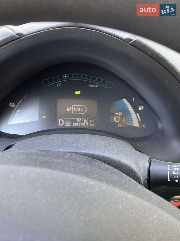 Хетчбек Nissan Leaf 2016 в Києві