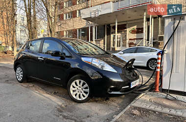 Хетчбек Nissan Leaf 2016 в Києві