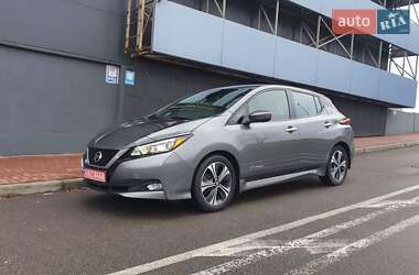 Хэтчбек Nissan Leaf 2018 в 