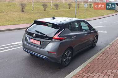 Хэтчбек Nissan Leaf 2018 в 