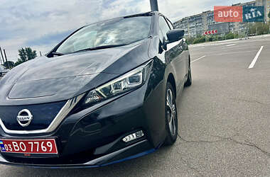 Хетчбек Nissan Leaf 2019 в 