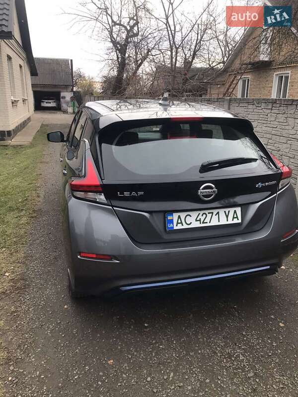 Хэтчбек Nissan Leaf 2018 в Луцке