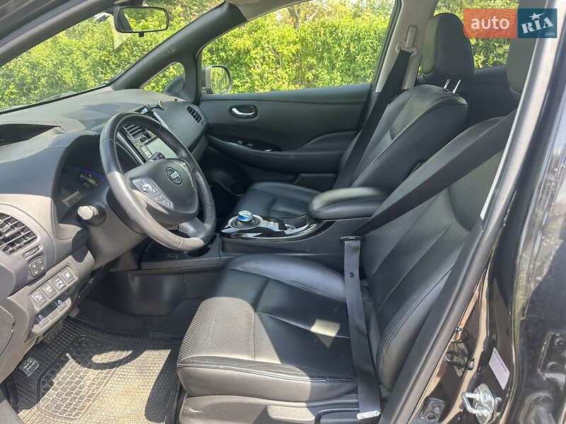 Хетчбек Nissan Leaf 2014 в Житомирі