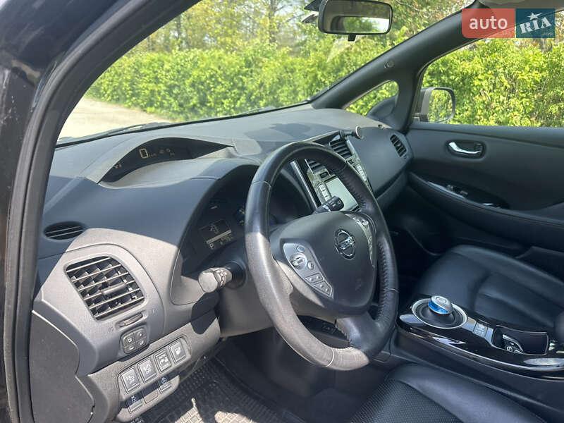 Хетчбек Nissan Leaf 2014 в Житомирі