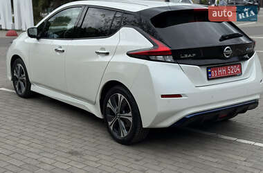 Хэтчбек Nissan Leaf 2020 в 