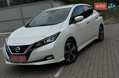 Хэтчбек Nissan Leaf 2020 в 