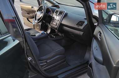 Хэтчбек Nissan Leaf 2014 в 