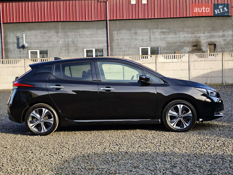 Хетчбек Nissan Leaf 2021 в Луцьку