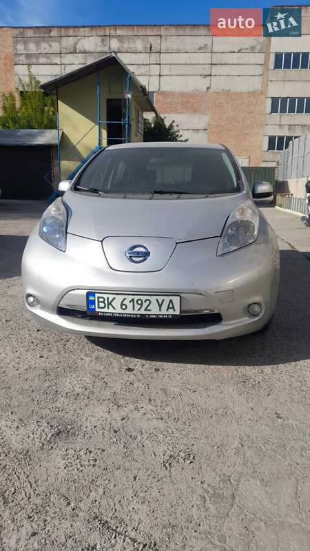 Nissan Leaf 2014