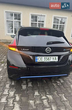 Хэтчбек Nissan Leaf 2019 в 