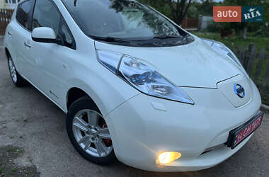 Хэтчбек Nissan Leaf 2012 в Львове