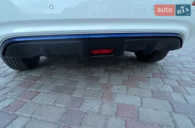 Хетчбек Nissan Leaf 2019 в 