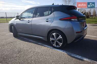 Хетчбек Nissan Leaf 2018 в 