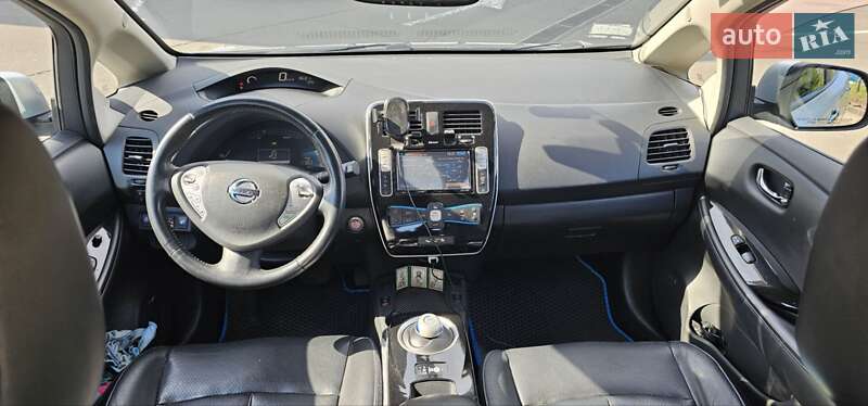 Хетчбек Nissan Leaf 2015 в Одесі