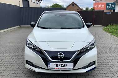 Хетчбек Nissan Leaf 2018 в 
