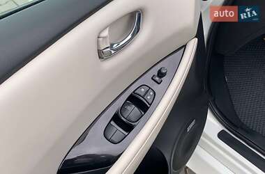 Хетчбек Nissan Leaf 2018 в 