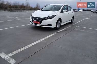 Хетчбек Nissan Leaf 2021 в 
