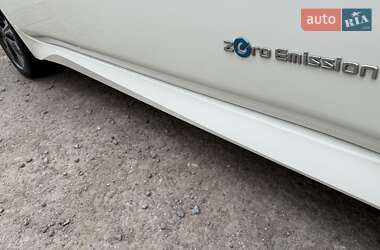 Хэтчбек Nissan Leaf 2020 в 