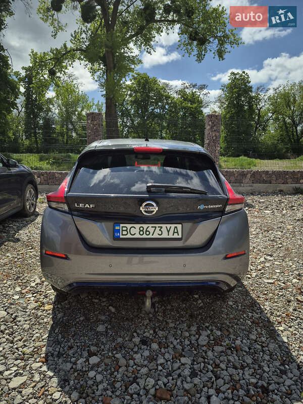 Хетчбек Nissan Leaf 2018 в Львові
