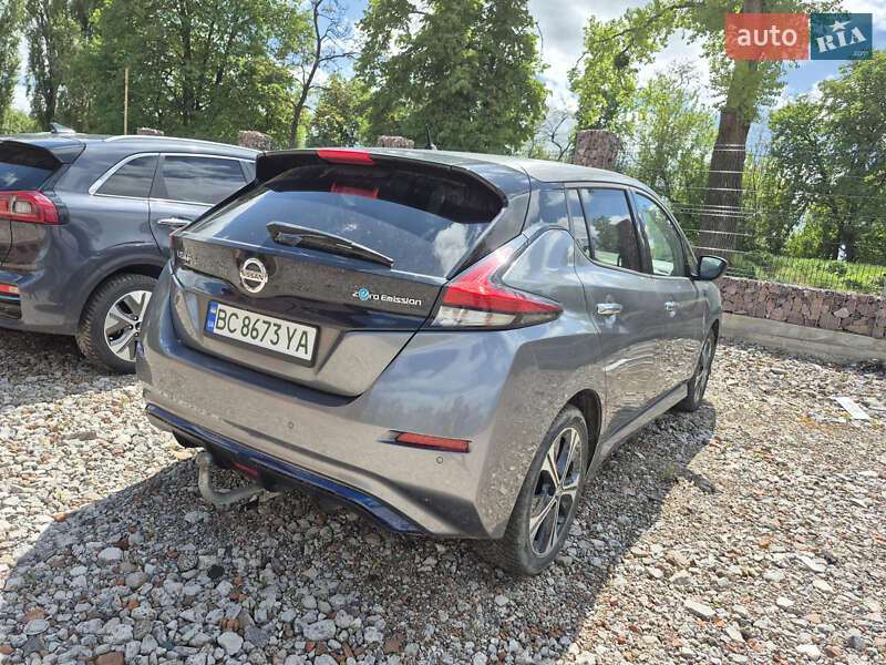 Хетчбек Nissan Leaf 2018 в Львові