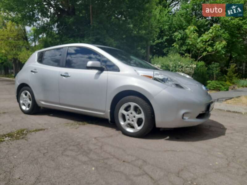 Nissan Leaf 2014