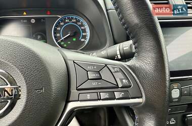 Хэтчбек Nissan Leaf 2020 в 