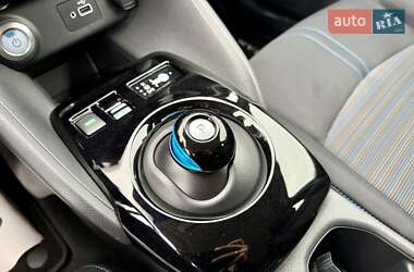 Хэтчбек Nissan Leaf 2020 в 