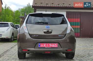 Хетчбек Nissan Leaf 2016 в 