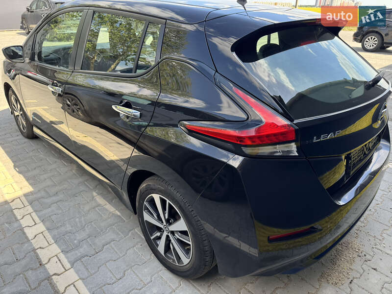 Хэтчбек Nissan Leaf 2018 в Одессе