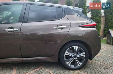 Хетчбек Nissan Leaf 2018 в 