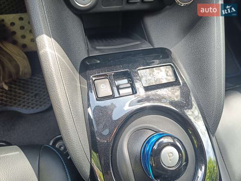Хетчбек Nissan Leaf 2018 в Харкові