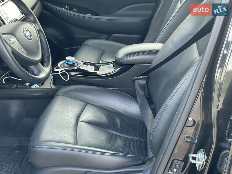 Хэтчбек Nissan Leaf 2017 в Трускавце