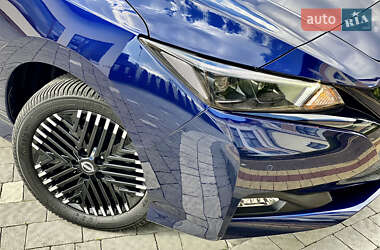 Хетчбек Nissan Leaf 2022 в 