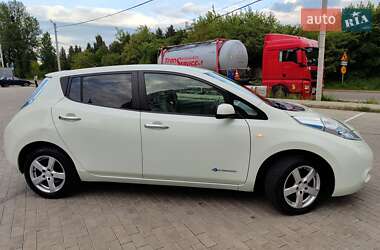 Хетчбек Nissan Leaf 2012 в 